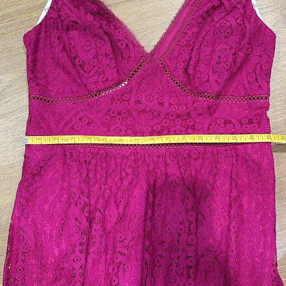 NWT David’s Bridal Studio Berry Lace A Line Midi Dress - Picture 6 of 7